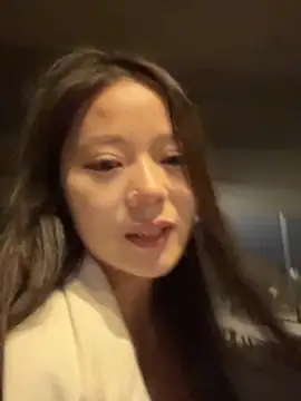 Webcam Model (redrose520)  is live.Free join now!