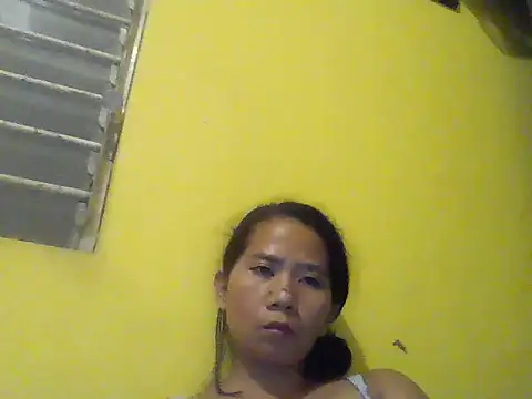 Sexymodelbella01 webcam