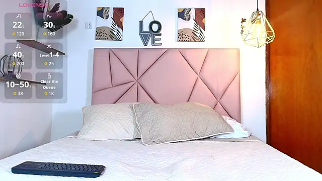 emily_burton18 webcam