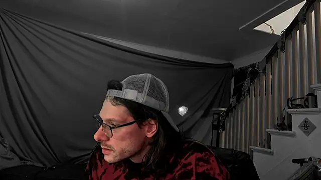 MasterDaddyCool webcam