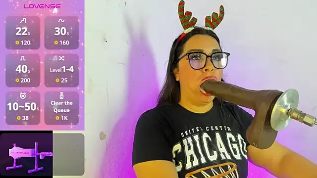 Alanna-sloppy webcam