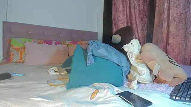 exotis_tiahara777 webcam