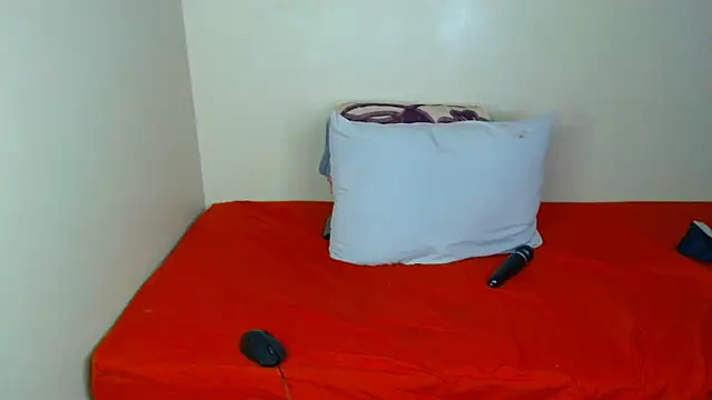 JuicyAdiction webcam