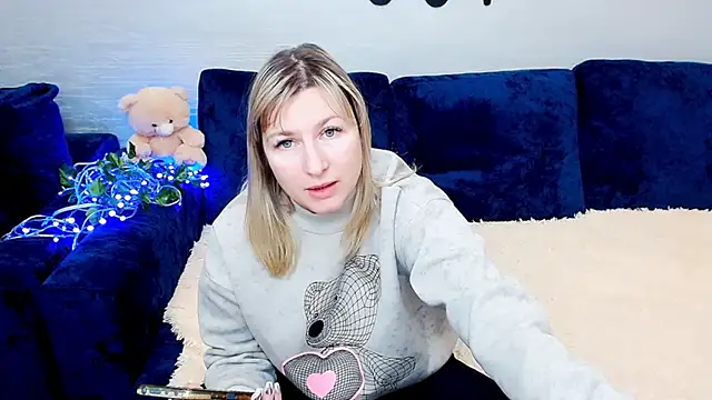 Incredible_Ariela webcam