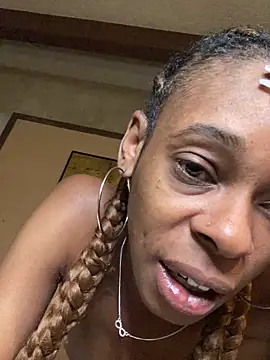 Jasmine_FullsShine webcam