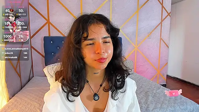 _vaiolet_owo webcam stripchat model stream image