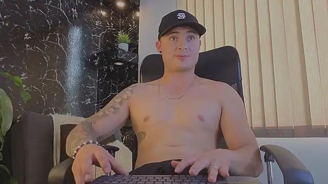 Alexander_ferre webcam