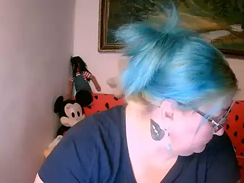 BlondyBigBoobs webcam