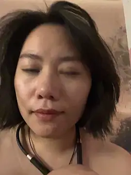 eliza-e (F young) - 小穴特写