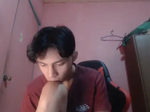 kyoshi_19 (M twink) - tip Fash dick 25 token, cum in public