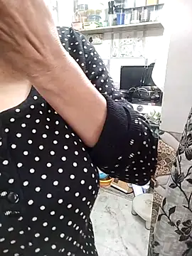 meenu_bhabhi547 webcam