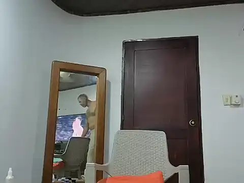 jackbigcock11 webcam