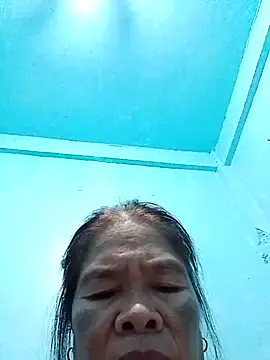 Webcam Model (sexylizzy4u)  is live.Free join now!