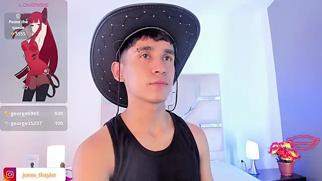 Thayler_jones webcam