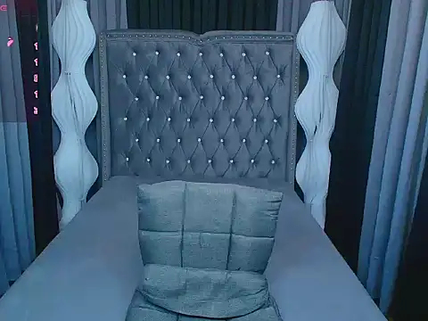 Maureen_Hilton webcam