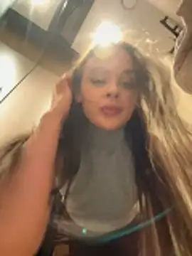 kristirich - KristiRich's free webcam