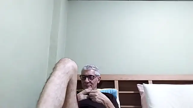 BIGUNCUTHARDCOCK webcam