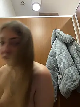 Sunny___Bunny webcam