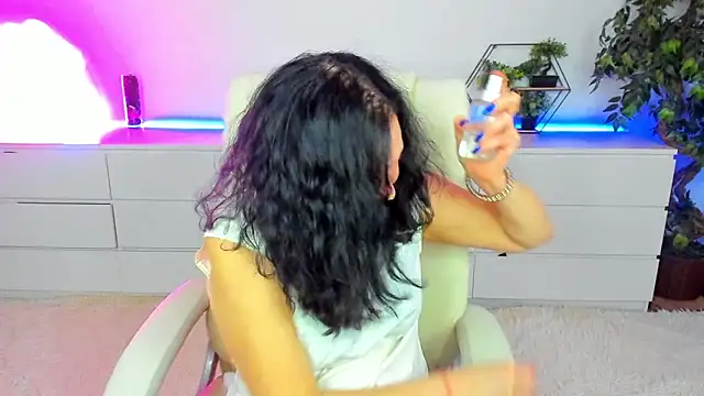 irissmoon - IrissMoon's free webcam - UK Sex Cams