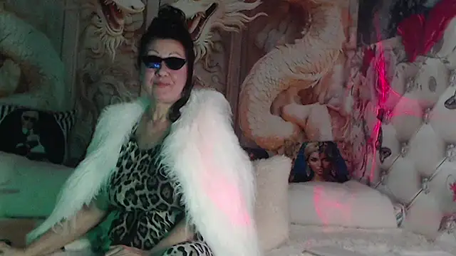 NightOrhideya webcam