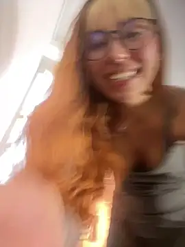 Webcam Model (Sallem_Pink)  is live.Free join now!