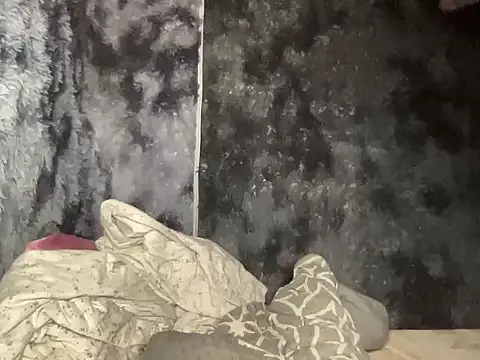 cataleya_jonesxxx (T teen) - HELP ME TO CUM HERE GUYS