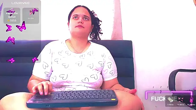 brunnette_hot webcam