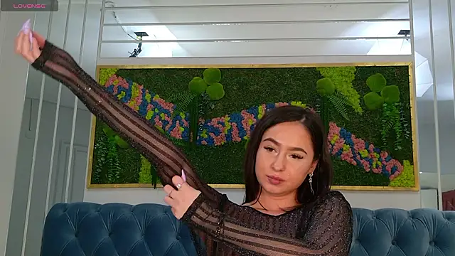 SunnyDane Live Webcam on Stripchat