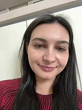 Webcam Model (lunalovelee)  is live.Free join now!