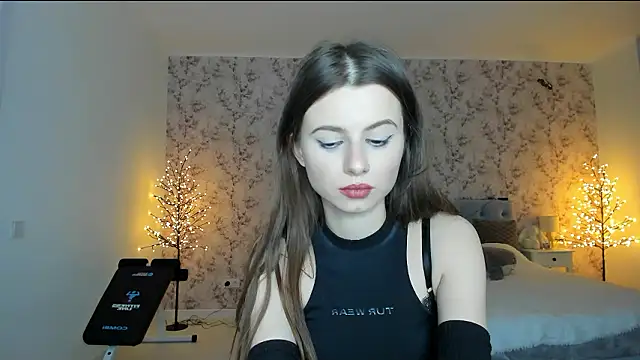 hot_molly5 - Hot_Molly5's free webcam - UK Sex Cams