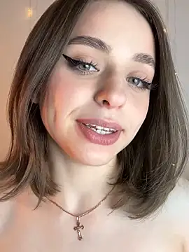 yoyogirlx (F young) - sit on you (cam)