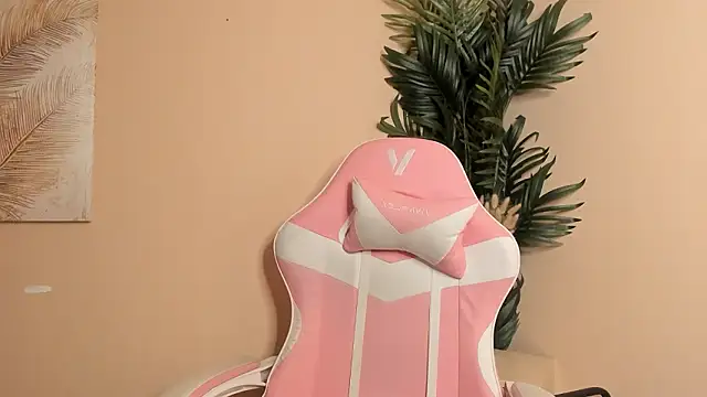 zulajagoe - ZulaJagoe's free webcam - UK Sex Cams