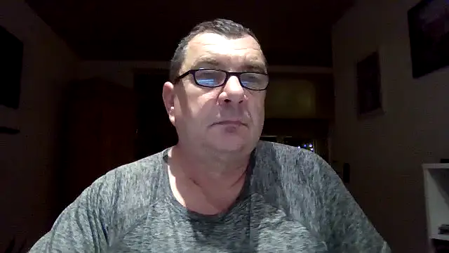 nobbie444 (M mature) - Dildo up the ass