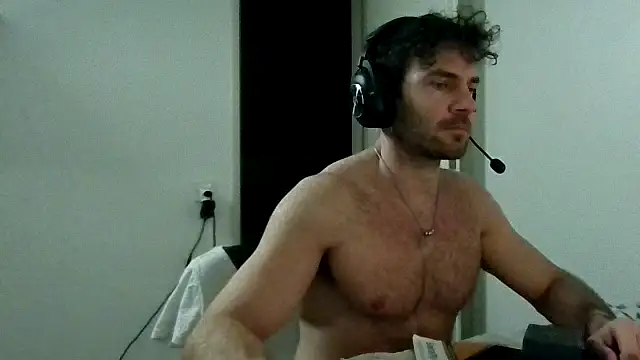 alpha-hunk webcam