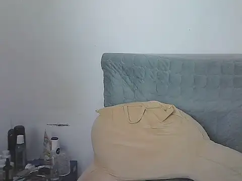 alphalatinobear - AlphaLatinoBear's free webcam