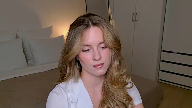 RozzitaBedberry webcam