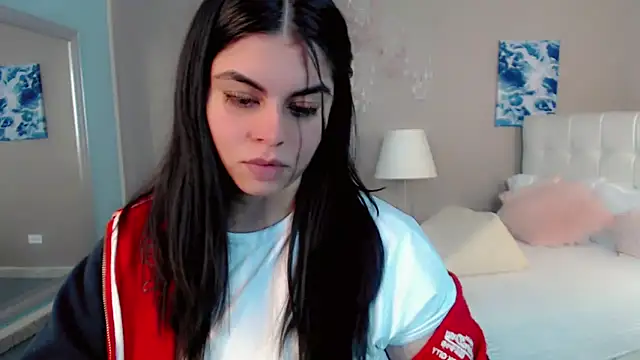 _Maddison_Ivanova_ webcam