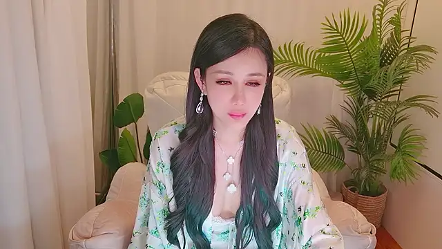 美女MeettheRainbow在线直播