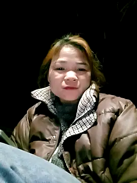 maymay-2000 - Maymay-2000's free webcam