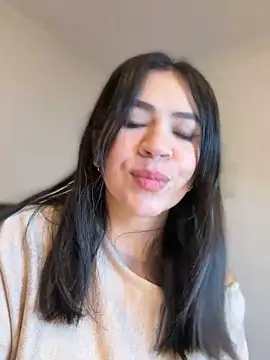 gringo_xxx_latina (F milf) - CUM MESSY