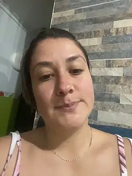 Webcam Model (Abby-LS)  is live.Free join now!