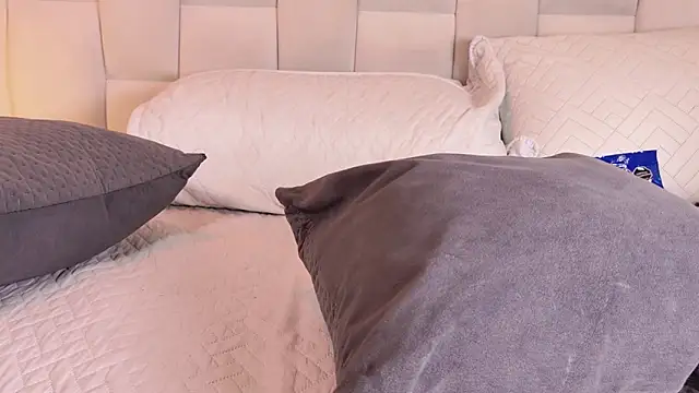 paulina_cano - Paulina_cano's free webcam - UK Sex Cams