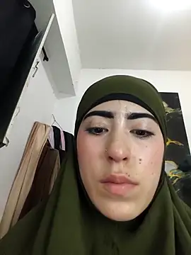 chaymae_nah_ (F young) - fuck dildo squirt