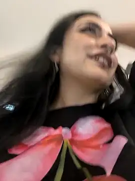 Webcam Model (Lila_Desiree)  is live.Free join now!