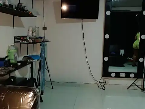 sam_blue - Sam_Blue's free webcam