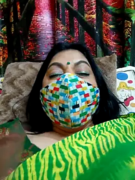 Webcam Model (Ratna-777)  is live.Free join now!