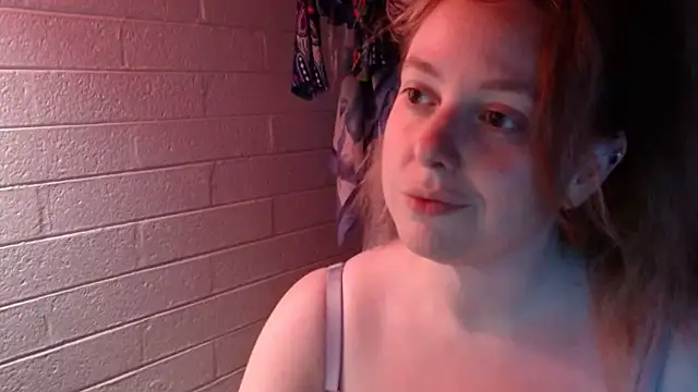 fallynangyl - FallynAngyl's free webcam