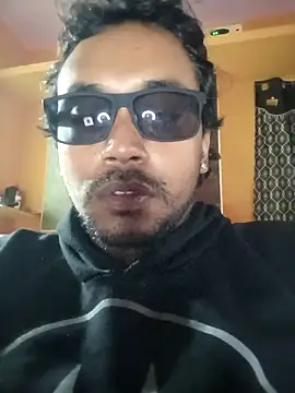 bigcock_thick - Bigcock_thick's free webcam - UK Sex Cams