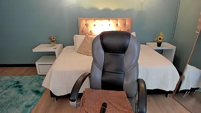 Nora_Vennucci webcam