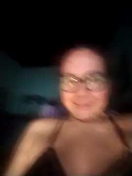 isabella_goddess2023 (F milf) - Be the hero of my big pussy,let's pvt😍